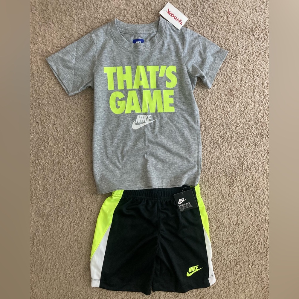 NIKE 2 Piece Set